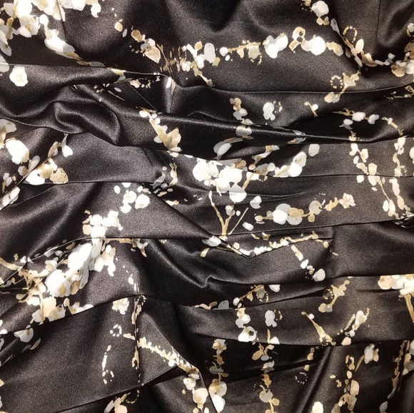 Express Rouched Dress - Picture 3 of 3